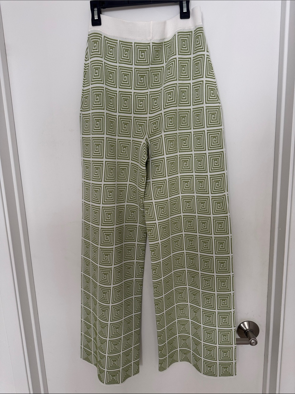 Knit Wide-Leg Pants in green and off white